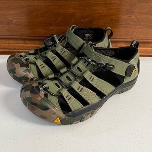 Keen Kids Sandals | “Newport H2” | Green and Camo